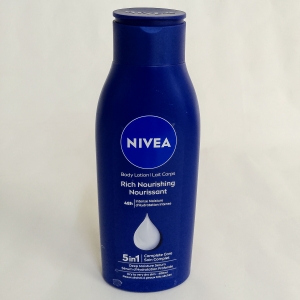 400ml Nivea rich nourishing lotion nourissant 